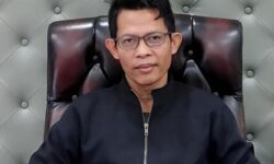 Mobil Dinas Gubernur Kaltim Rp8,5 Miliar, Saiful Bachtiar: Efisiensi Omong Kosong