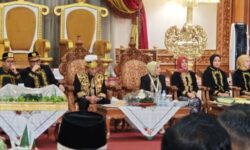 Pesan Sultan Adji Muhammad Arifin ke Bupati Aulia: “Jangan Biarkan Adat Budaya Etam Hilang”