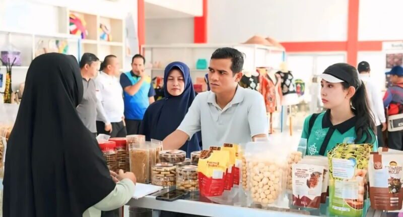 Bupati Nunukan Resmikan Food Court UKM Center