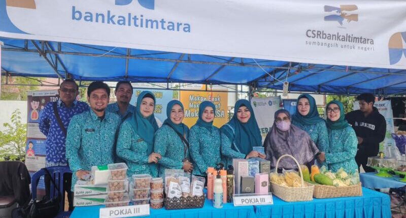 Pokja III TP PKK Kaltim Jual Hasil Kebun Sendiri di Bazar Ramadan