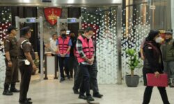 Modus Perusahaan Perkebunan Merugikan Negara, Rekayasa Klasifikasi Produk Ekspor