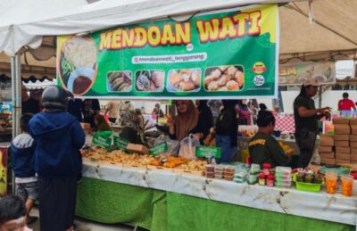 Hampir Tiga Dekade di Tanah Kutai, Omset Mendoan Wati Khas Banyumas Tembus Rp2,5 Juta per Hari