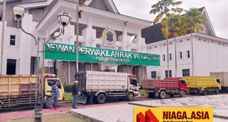 Truk Dilarang Bongkar Muat Barang di Dermaga Tradisional, Sopir Truk Mengadu ke DPRD Nunukan