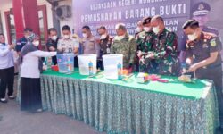 Inkracht, Kejari Nunukan Musnahkan Barang Bukti dari 75 Perkara