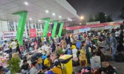 Pelabuhan Semayang Dipadati Penumpang, Puncak Arus Balik Lebaran Diprediksi Akhir Maret
