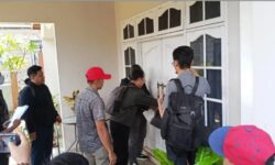 KPK Geledah Kantor Bupati hingga Rumah Kadis PUPR Rejang Lebong
