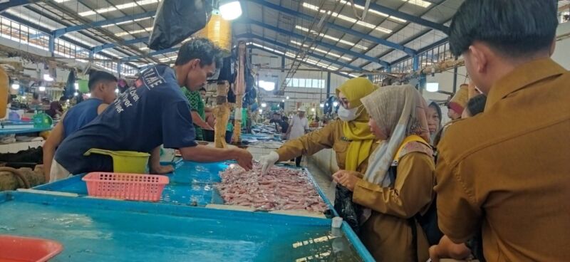 Bahan Pangan yang Diperdagangkan di Nunukan Aman dan Sehat
