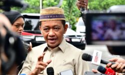 Presiden Perintahkan Bahlil Percepat Transisi Energi
