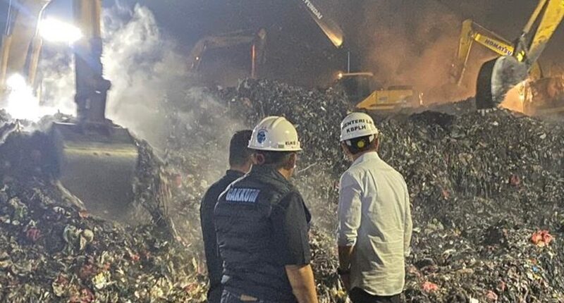 Menteri LH:  Selesaikan Akar Masalah Sampah Jakarta Agar Tak Ada Lagi Korban