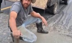 Bule Tambal Jalan di Muara Kaman Jadi Tamparan Keras bagi Pemerintah