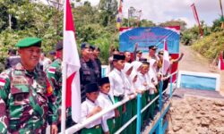 Kapolda Kaltara Resmikan Jembatan Merah Putih Presesi di Sebatik Tengah