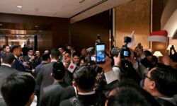 Diaspora Indonesia Sambut Kedatangan Presiden Prabowo di Tokyo