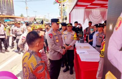 Kapolda Kaltara Cek Kesiapan Petugas di Pos Pengamanan dan Pelayanan Operasi Ketupat Kayan 2026 di Sebatik