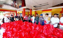 Anak-anak PMI di Malaysia yang Bersekolah di SMKN 1 Sebatik Barat Sambut Bahagia MBG