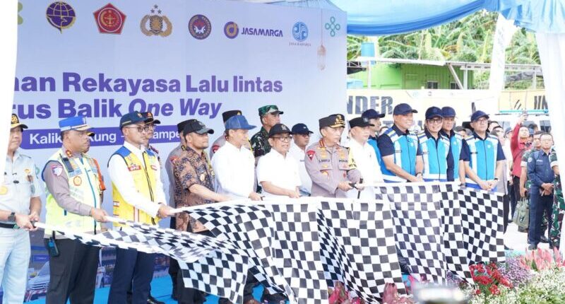 Kapolri Pimpin One Way Nasional Arus Balik Lebaran