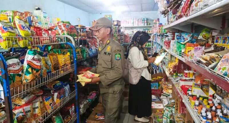 Jelang Lebaran, Satpol PP Sebatik Gencar Razia Produk Kadaluarsa