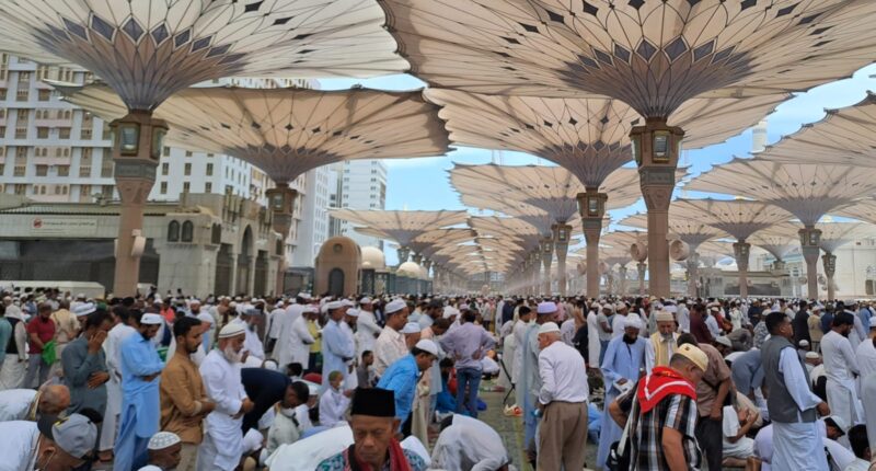 Seluruh Jemaah Umrah Indonesia Selamat dari Kebakaran Bus
