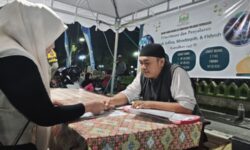 H-1 Lebaran, Pengumpulan Zakat di Masjid Agung Tenggarong Tembus Rp201 Juta