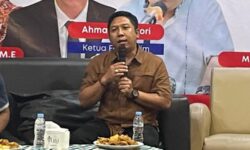 Ogah Temui Demonstran, Gubernur Rudy Mas’ud Harusnya Komunikatif