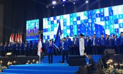 Dilantik, Pengurus Baru PAN Kaltim Ditarget Kursi DPRD Kaltim Hingga 10 Kabupaten/Kota