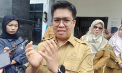 Jadi Ladang Cuan di Kukar, Rendi Solihin: 1 Kg Kratom Setara NMAX!