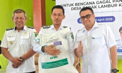 Petani Rapak Lambur Siap Tanam Usai Terima Benih Padi 1.250 Kg