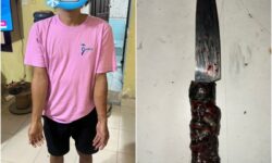 Pria Diduga Gangguan Jiwa Tusuk Ibu dan Anak 4 Tahun di Muara Jawa!