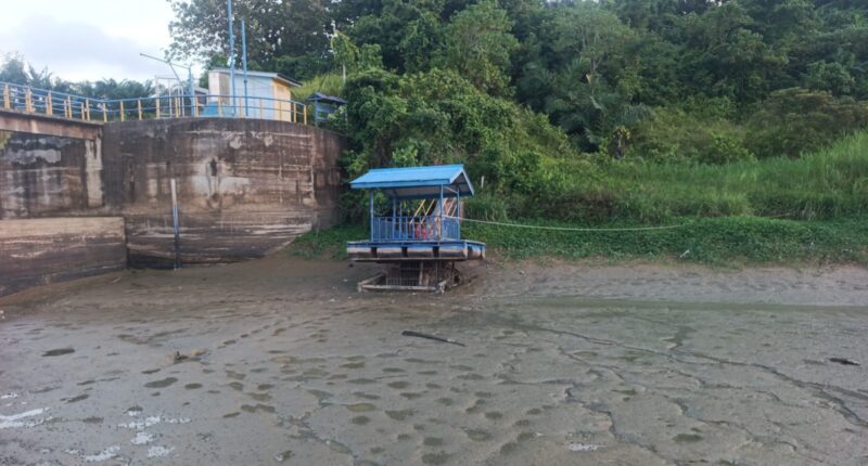 Warga Buka Paksa Pintu Air Embung Lapri, Layanan Air Bersih ke 3.500 Pelanggan Perumdam Tirta Taka Terhenti