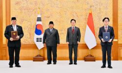 Perkuat Kemitraan Strategis, Presiden Prabowo Saksikan Pertukaran 10 MoU RI–Korea