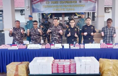 TNI AL Nunukan Gagalkan Penyelundupan 1.832 Item Kosmetik dari Malaysia ke Sebatik