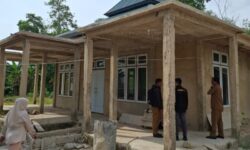 DPRD Nunukan Heran Plesteran Dinding Musala Rontok Digaruk Tangan