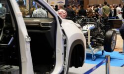 Pemerintah Dorong Daya Saing dan Transformasi Industri Otomotif Nasional