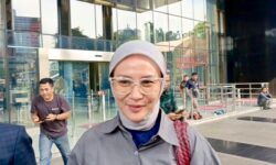 Kasus Bupati Bekasi, Istri Ono Surono Dicecar 16 Pertanyaan oleh KPK