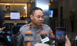 Perkuat Keamanan, Polri Kerahkan Ratusan Personel ke Papua Tengah dan Maluku Utara