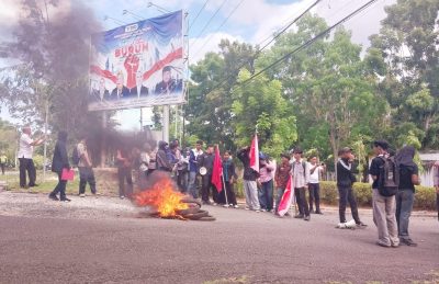 Aktivis Aliansi Masyarakat Nunukan Tuntut Perbaikan Kesejahteraan Buruh ke DPRD