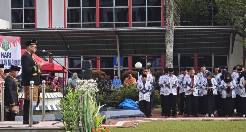 Peringati Hardiknas 2026, Bupati Kukar Ingin Sekolah Jadi Rumah Kedua bagi Siswa
