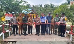 Semangat Gotong Royong Warnai Peresmian Jembatan Merah Putih Presisi di Sangasanga